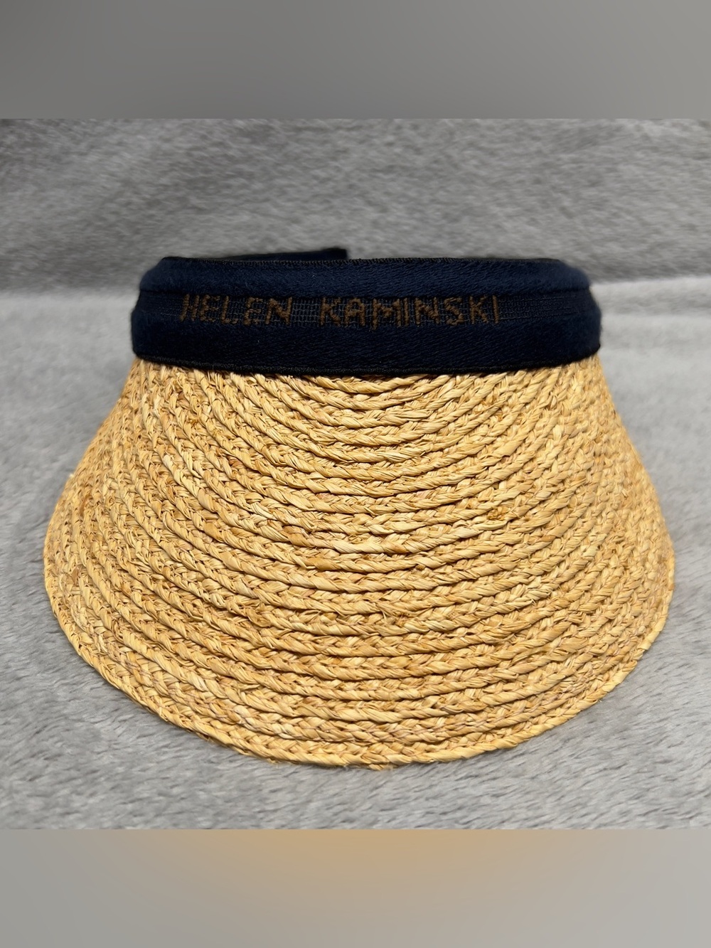 Helen Kaminski Bianca Logo Visor Natural Raffia Navy Slide-On One Size Hat - Picture 2 of 7